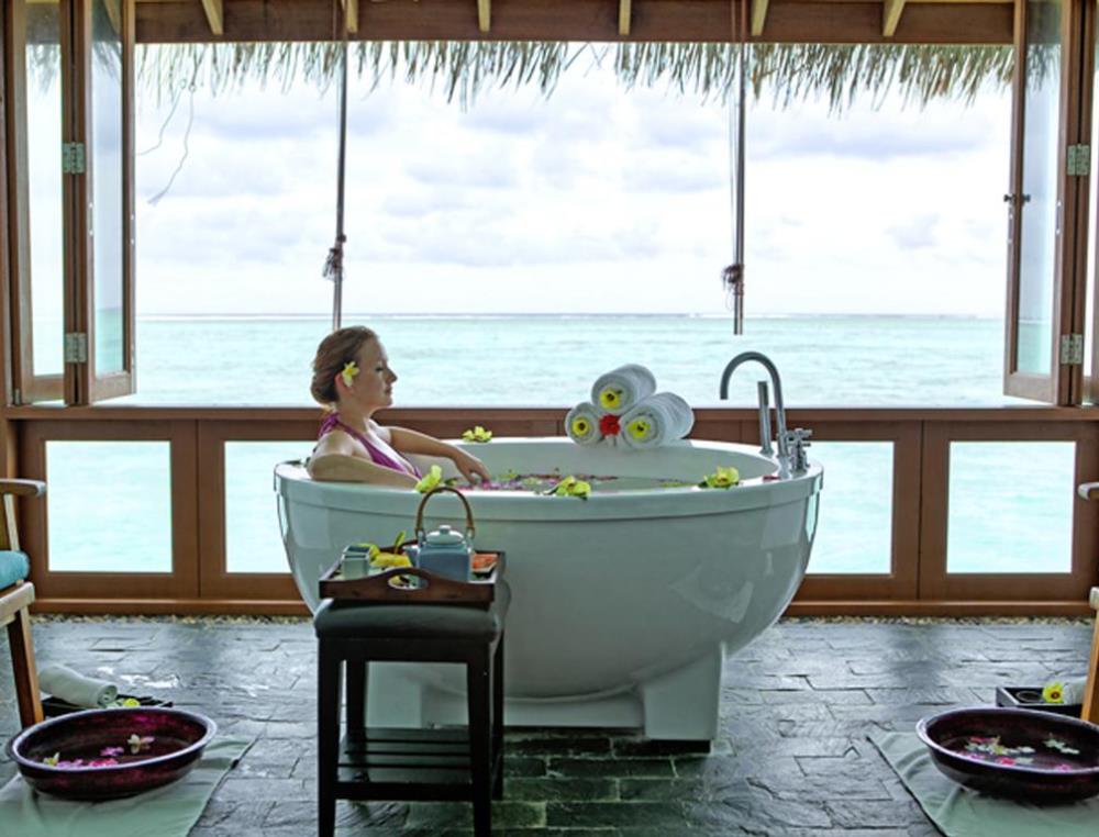 content/hotel/AAA - Medhufushi/Accommodation/Water Villa/AAAMedufushi-Acc-WaterVilla-07.jpg